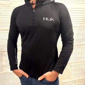 Huk fishing performance hooded pull over lightweight
